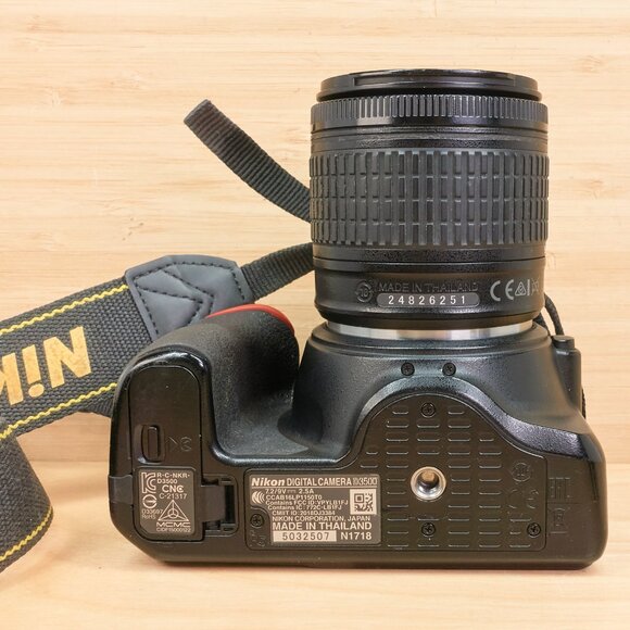 Nikon D3500 24.2MP DSLR Camera / With AF-P DX NIKKOR 18–55mm f/3.5–5.6G VR Lens - Picture 9 of 11